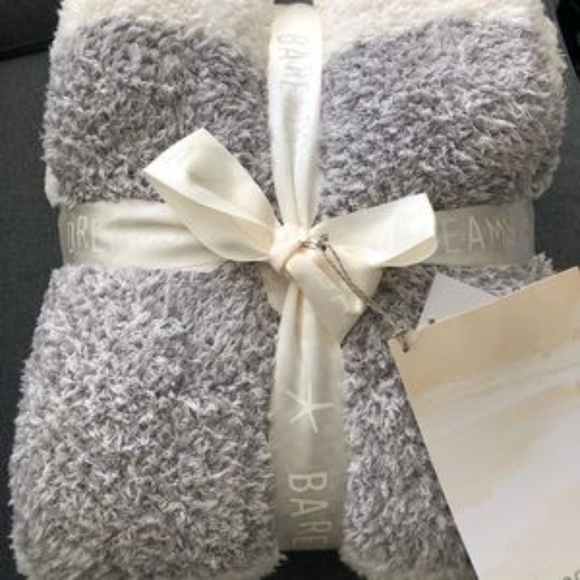 Barefoot Dreams CozyChic Stripe Throw Blanket - Picture 4 of 11